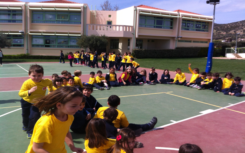 ENGLISH GAMES IN OUR SCHOOLYARD